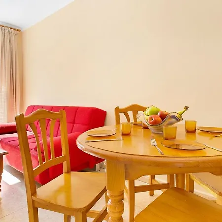 Apartment- Port 53 *
